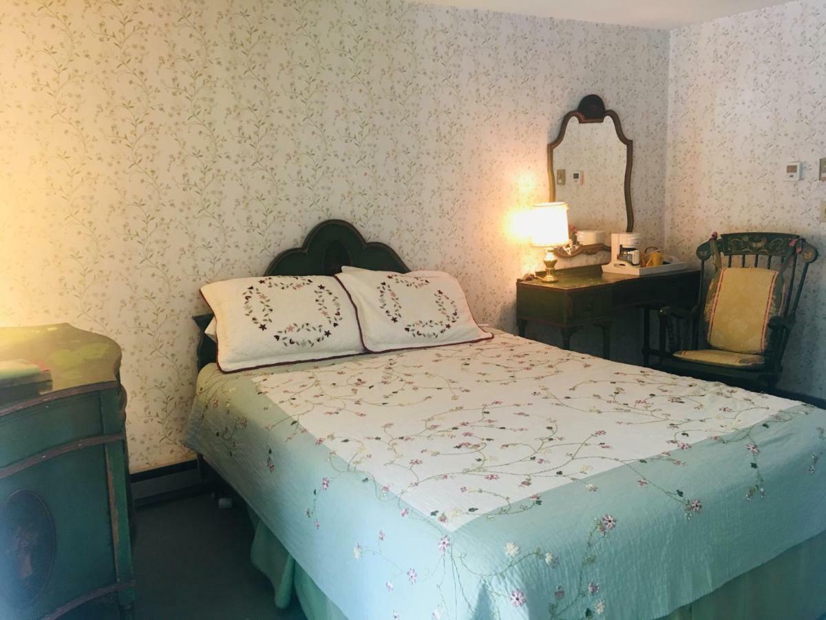 Carriage Barn Inn Keene Esterno foto