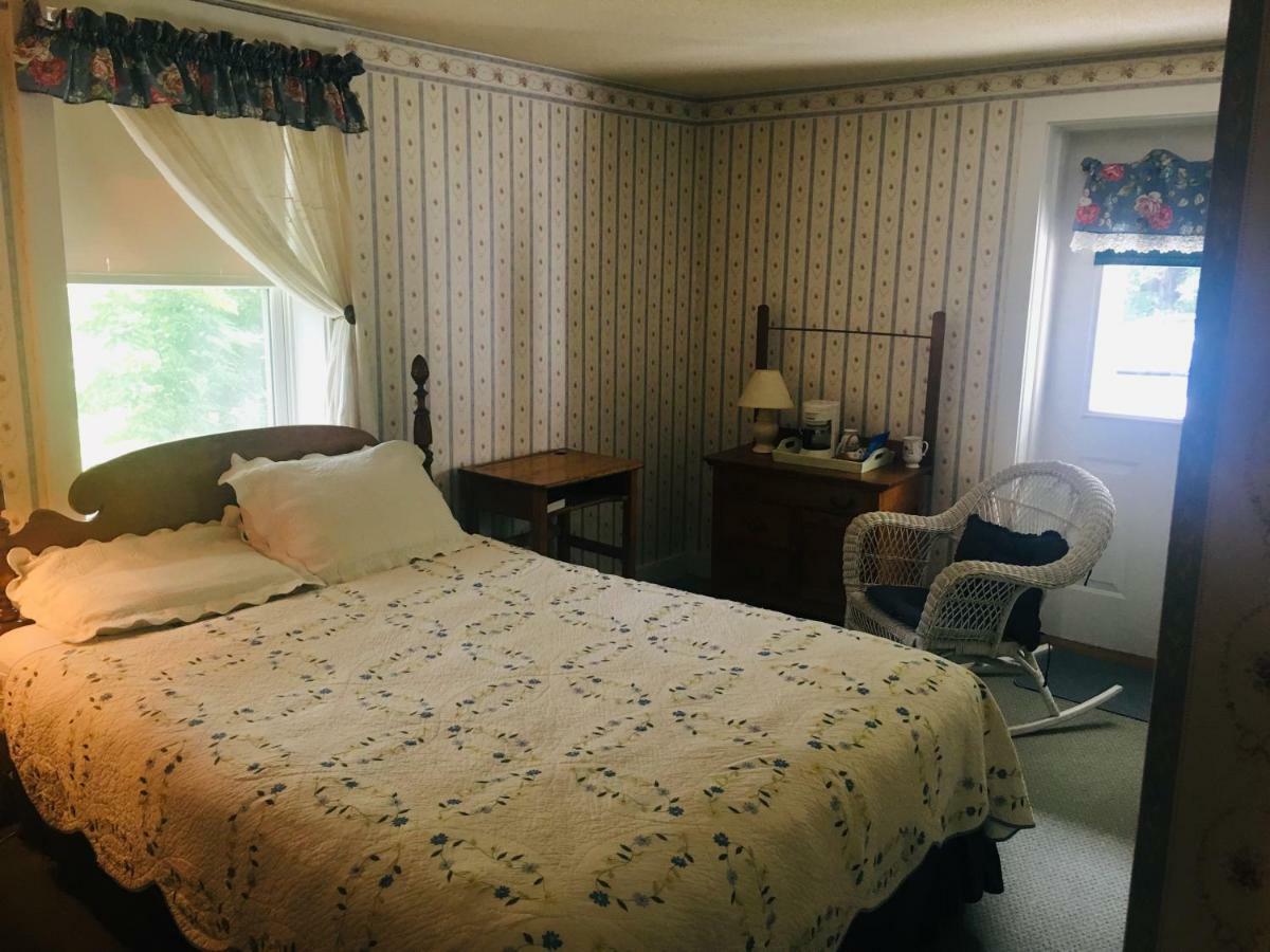 Carriage Barn Inn Keene Esterno foto
